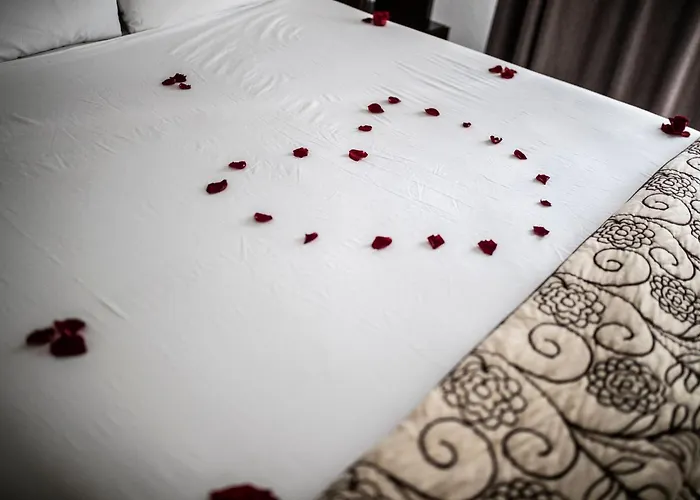 Penthouse Private Jacuzzi Bbq Family Friendly Maid Service Сasa de vacaciones *