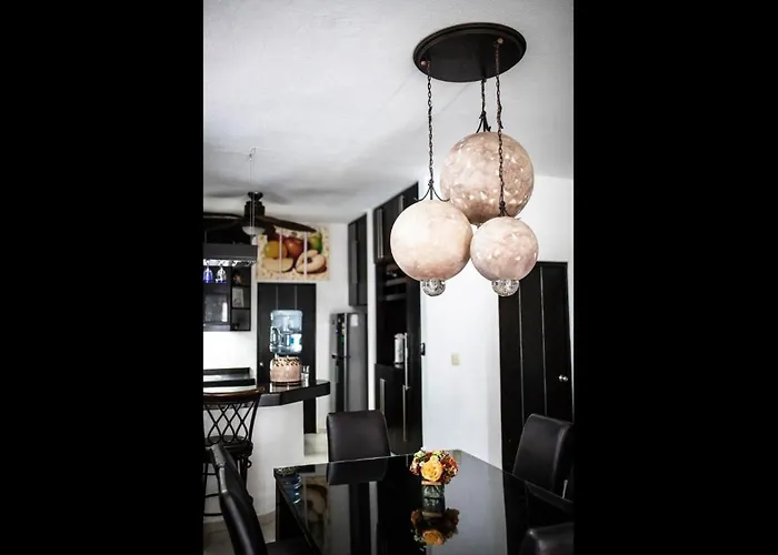 Сasa de vacaciones Penthouse Private Jacuzzi Bbq Family Friendly Maid Service *